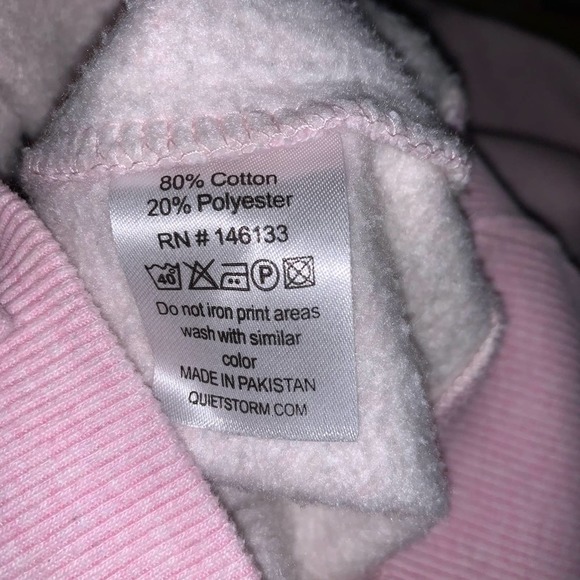 Quiet Storm surf shop  Pink sweatshirt size medium - Picture 7 of 8